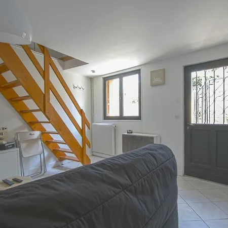Casa de Férias Maison Cosyrouen Malatire Gare 6 Couchages